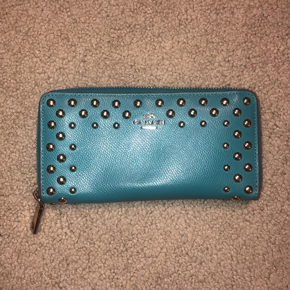 Blue women’s Coach wallet